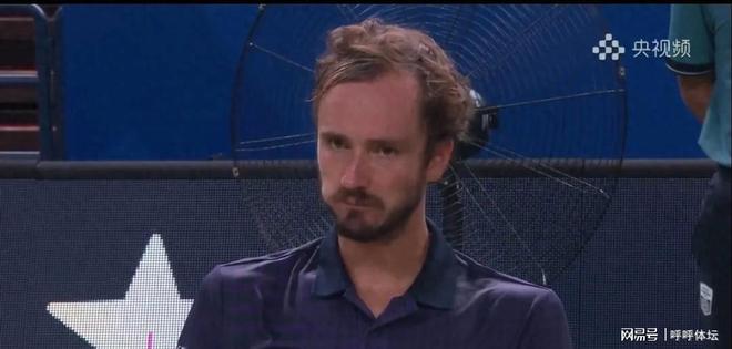 开云体育在线-法网险胜拉沃尔杯，梅德韦杰夫状态火热的简单介绍