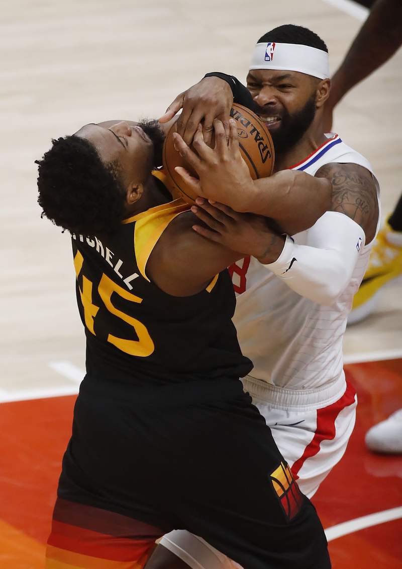 开云体育登录-北京队逆转天津队，米切尔关键制胜